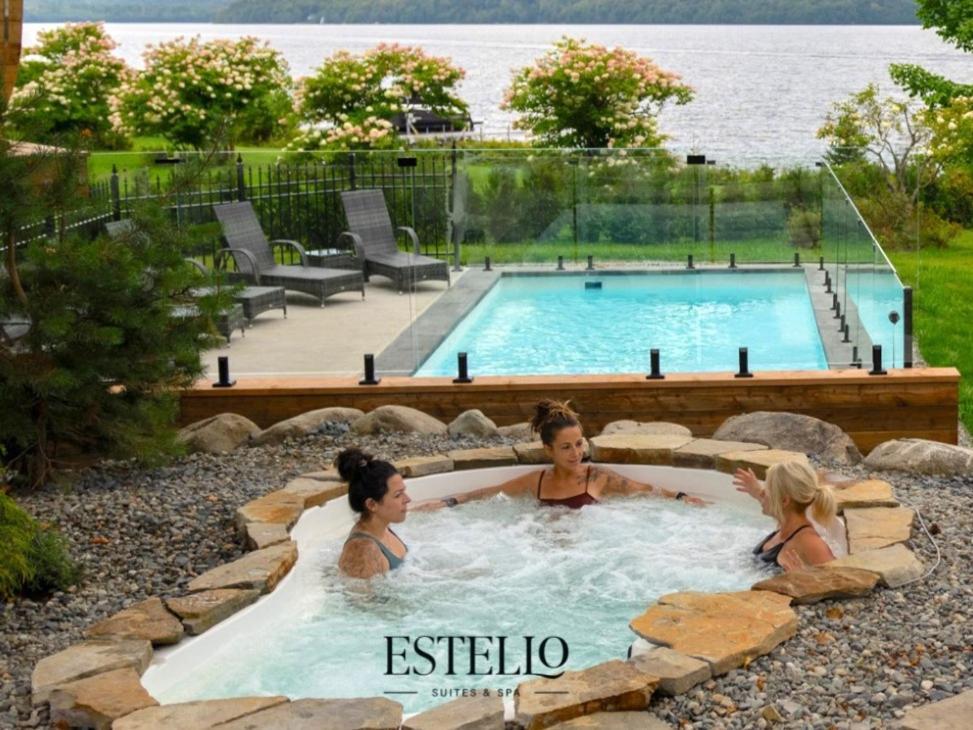 Estello Suites & Spa Lac-Megantic Exterior photo